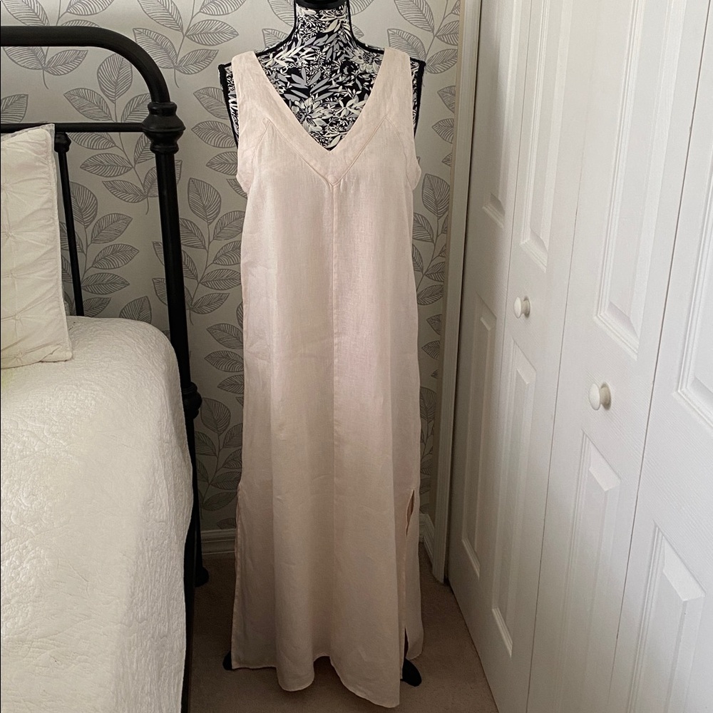 DKNY Pure women's linen maxi dress with lining & two side slits in light peach - Picture 2 of 10